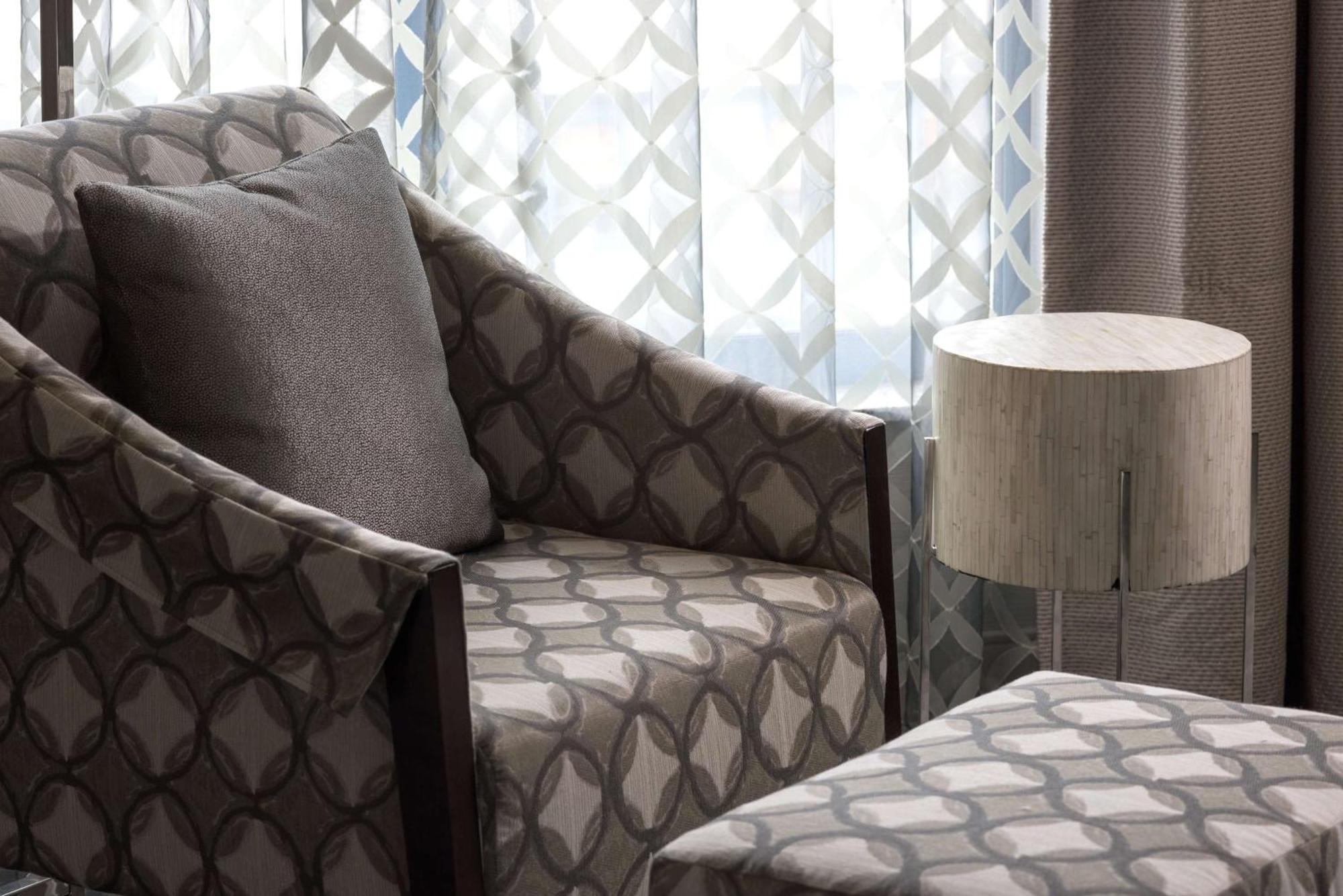 Hilton Garden Inn Portsmouth Downtown Экстерьер фото