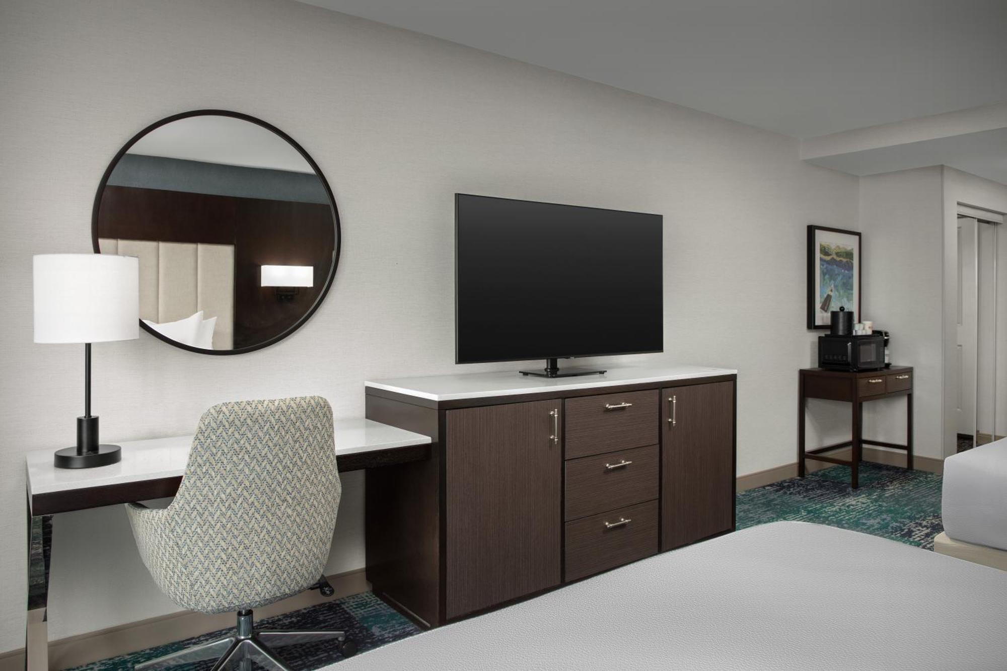 Hilton Garden Inn Portsmouth Downtown Номер фото